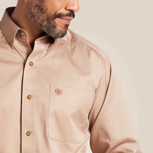 Ariat Solid Twill Classic Shirt - Picture 1 of 8